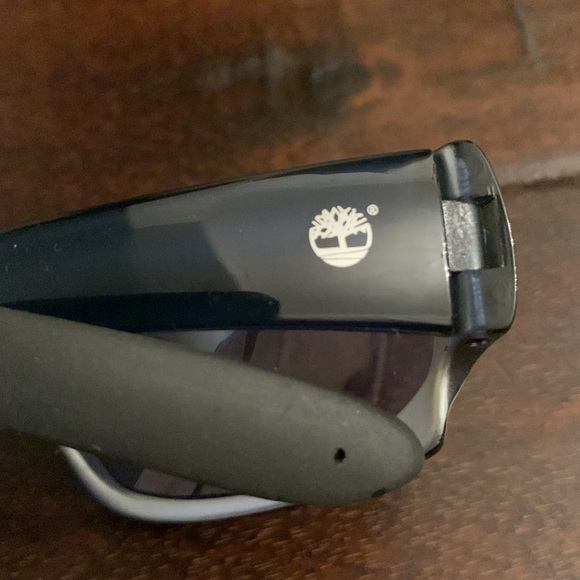 Timberland Sunglasses EUC TB3606 731 style - Picture 5 of 8